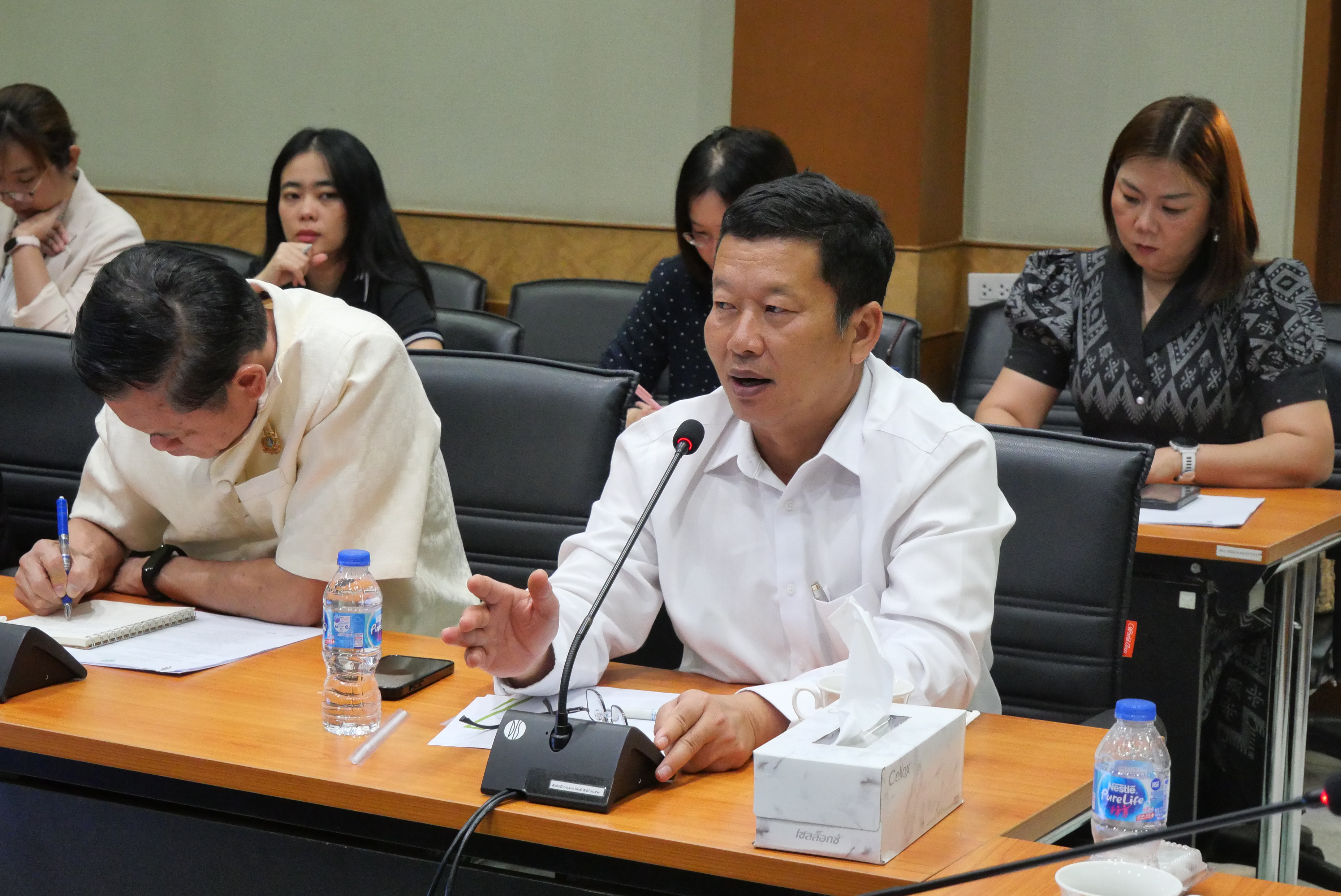 title - ส.ป.ก. ประชุม Morning Talk